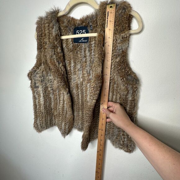525 America Soft Luxe Genuine Rabbit Fur Sleeveless Open Vest Brown Cream Medium - Picture 16 of 16